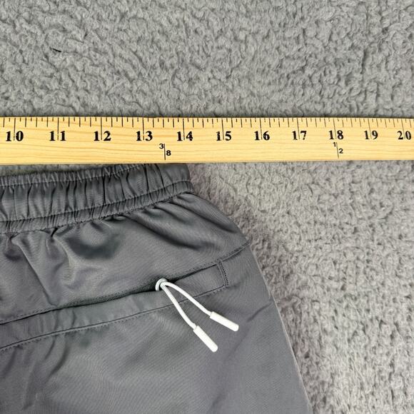 Kith Transitional Active Shorts Mens Small Gray Baggy 7" Zipper Swim Hybrid - Picture 6 of 10